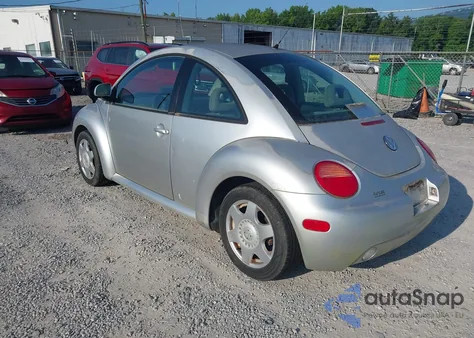1998 Volkswagen New Beetle from USA, damaged, VIN 3VWBB61C3WM017876